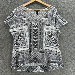 Style & Co T-Shirt Women XL Gray Geometric V-Neck Short Sleeve Lined Casual